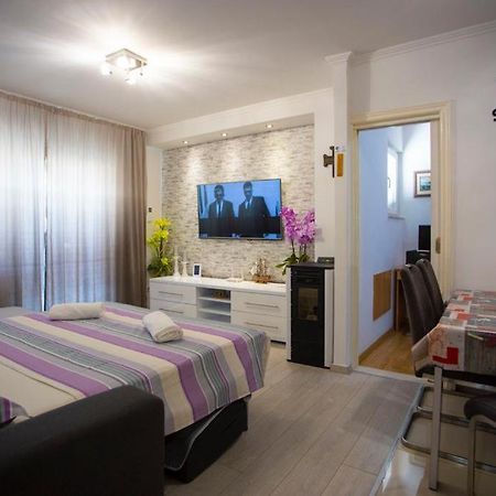 Apartment San Marino Макарська Екстер'єр фото